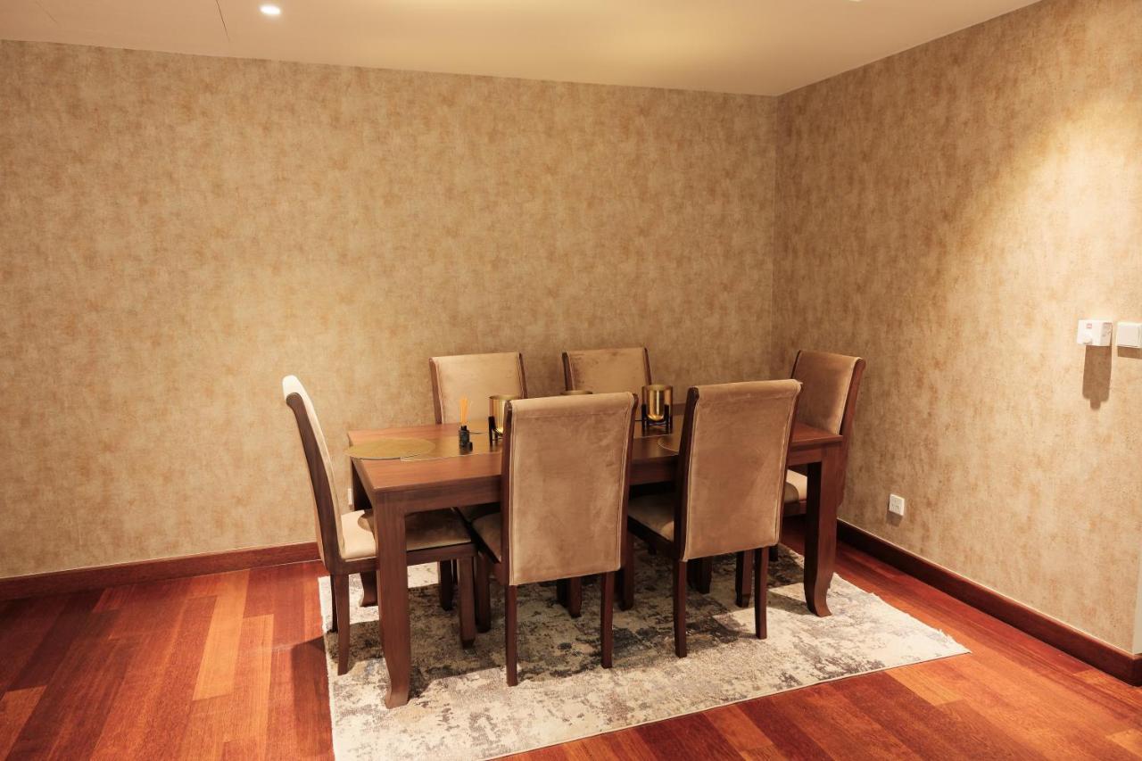 Brand New Water Front Luxury Cinnamon Suites Apartment In Heart Of Colombo City Экстерьер фото