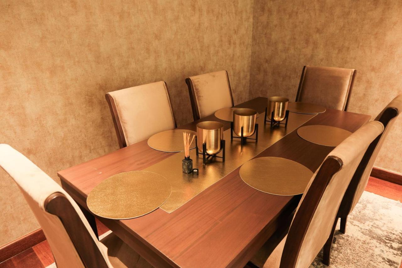 Brand New Water Front Luxury Cinnamon Suites Apartment In Heart Of Colombo City Экстерьер фото