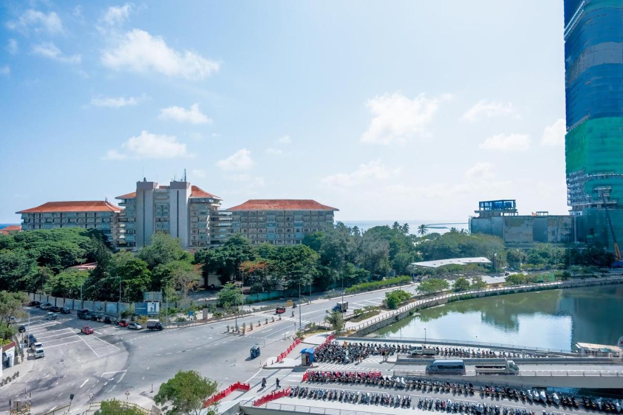 Brand New Water Front Luxury Cinnamon Suites Apartment In Heart Of Colombo City Экстерьер фото