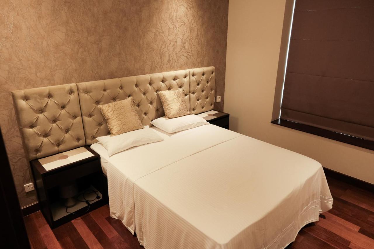 Brand New Water Front Luxury Cinnamon Suites Apartment In Heart Of Colombo City Экстерьер фото